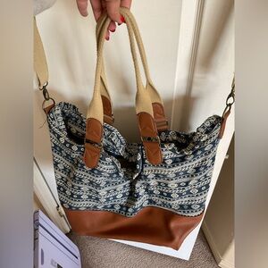 Madden Girl Weekender duffle